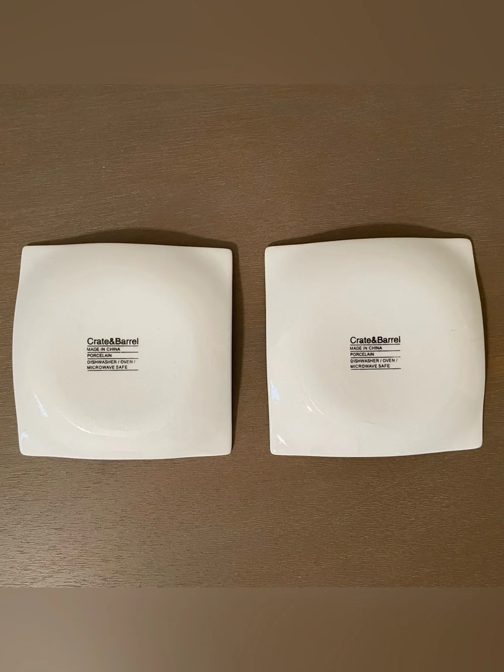Crate & Barrel sushi set for 2 (new in box)